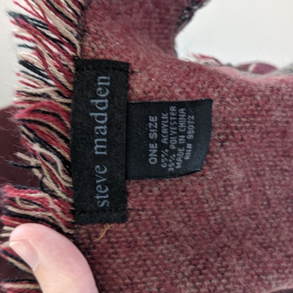 Oversized Steve Madden Multicolor Scarf / Shawl - Picture 6 of 6